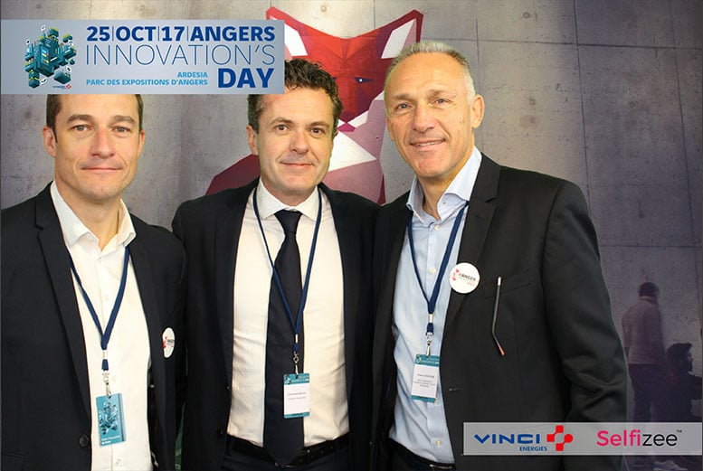 Animation borne photo Photobooth Angers Innovation Day organisé par le groupe Vinci