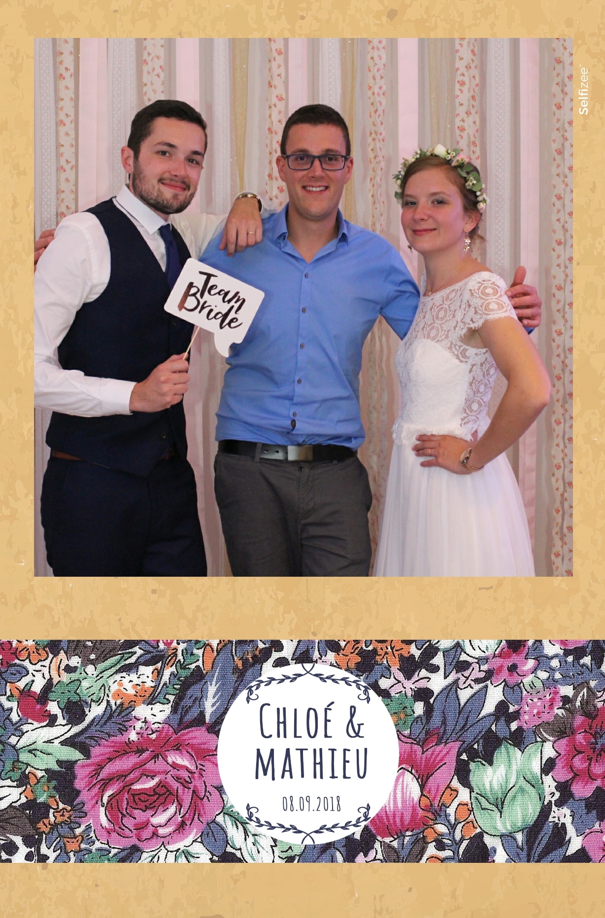 Location borne photo / photobooth pour photos souvenirs personnalisées mariage Brest et dans le Finistère