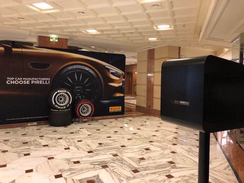 Animation photo Pirelli et borne selfie au Centre Commercial de Fontvieille pour le Grand Prix de Monaco F1 2019