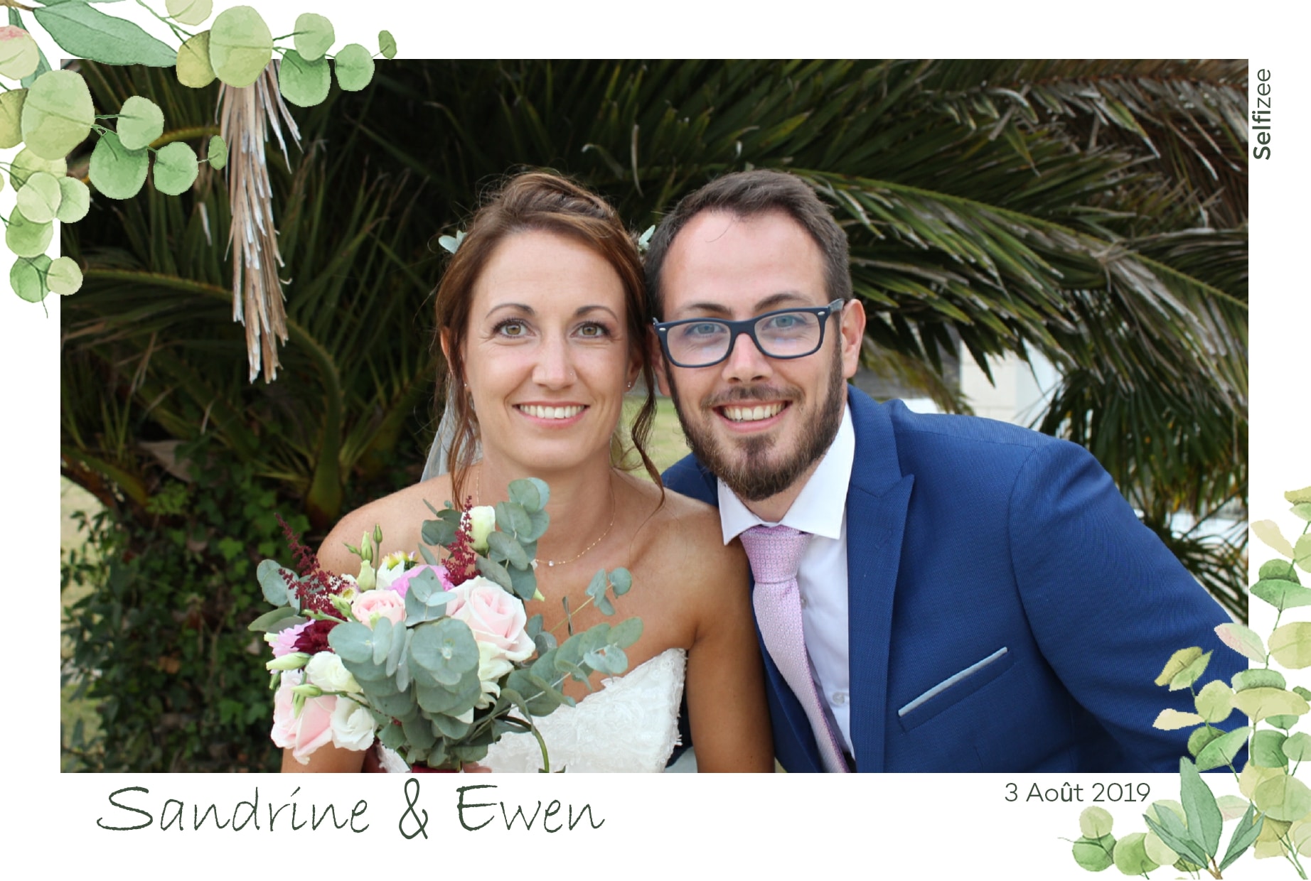 Photo souvenir personnalisée pour mariage à Quimper et dans le Finistère avec borne selfie