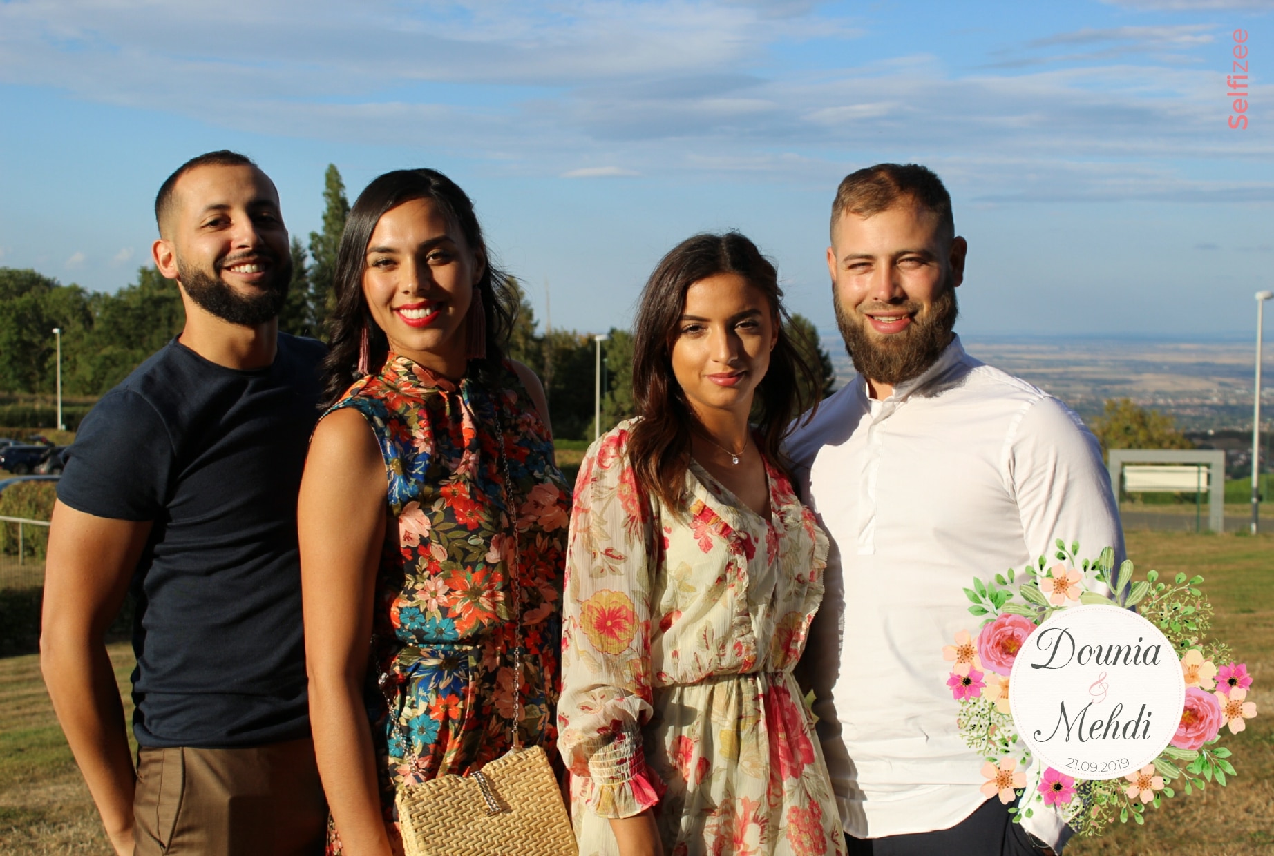 Photo mariage personnalisée avec borne selfie à louer pour animation mariage à Clermont Ferrand et en Puy de Dôme