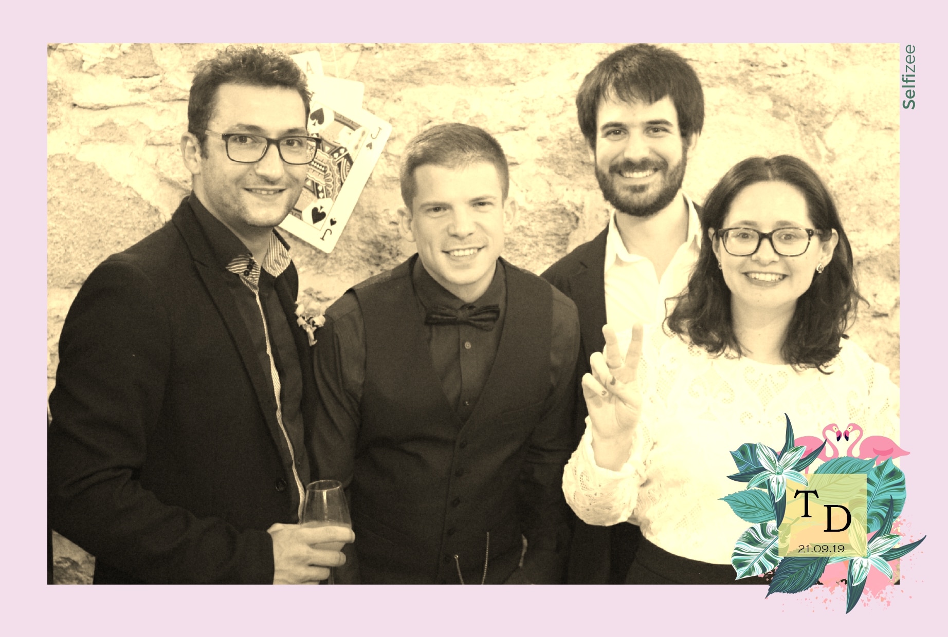 Animation selfie mariage Avignon - location photobooth mariage Avignon et Vaucluse avec impressions photos