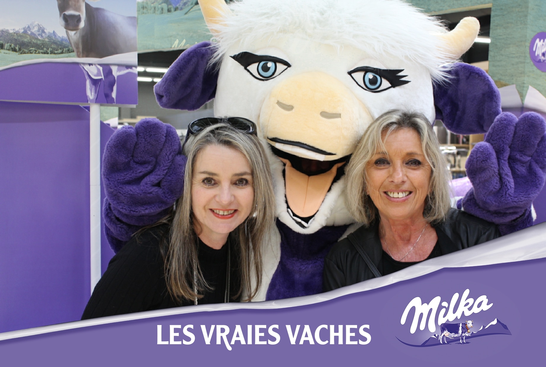 Animation photobooth borne photo stand Milka dans hypermarché à Pau pour lancement nouveaux produits février 2020