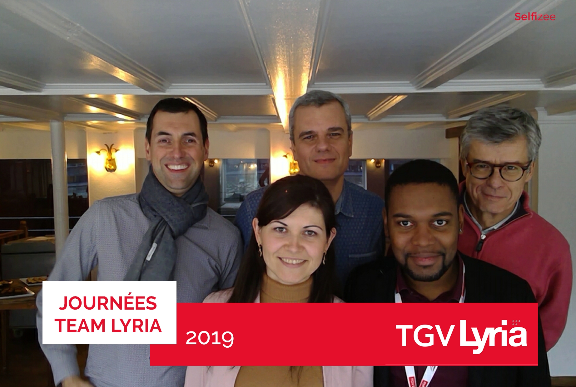 Animation borne photo journées team Lyria 2019 SNCF à Mulhouse pour nouvelle offre TGV Lyria 2020 avec impressions photos collaborateurs