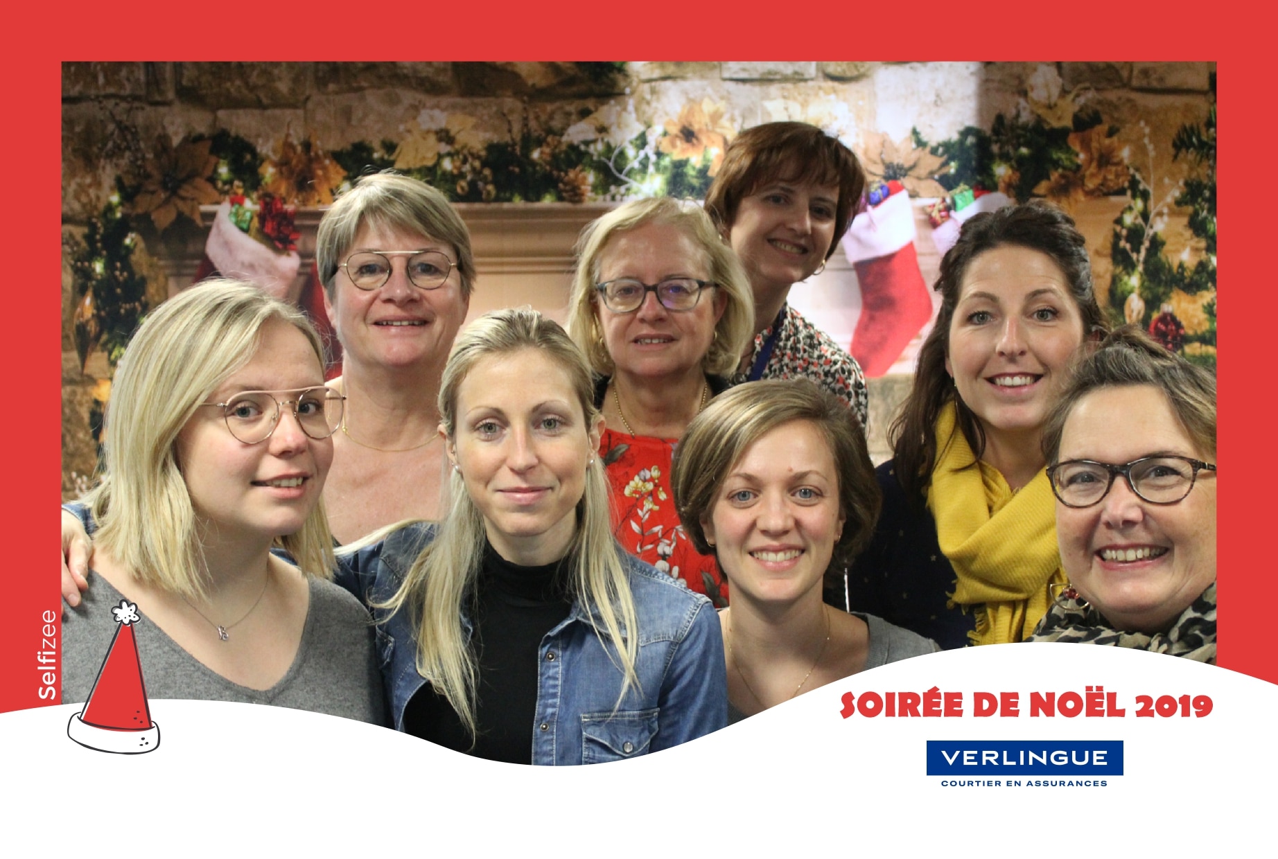 Animation photo arbre de Noël entreprise Verlingue à Lille avec borne selfie connectée et impressions photos